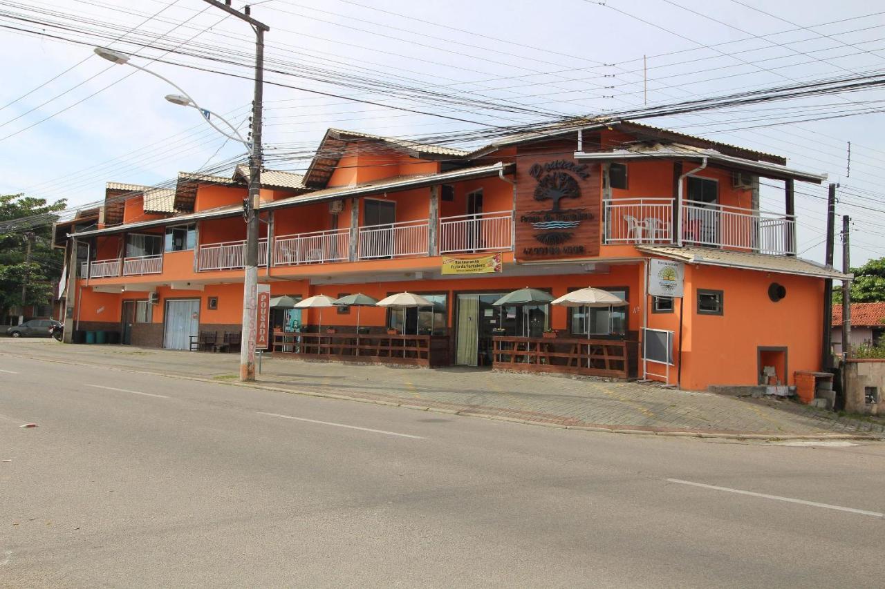 Pousada Praia Da Fortaleza 450 Metros Do Parque Beto Carrero Com Cafe Da Manha Penha  Exteriér fotografie