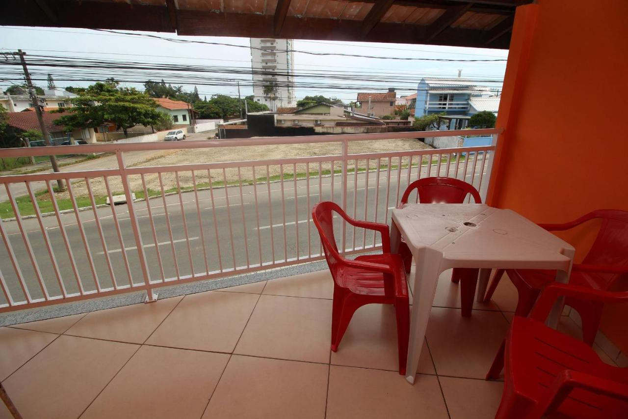 Pousada Praia Da Fortaleza 450 Metros Do Parque Beto Carrero Com Cafe Da Manha Penha  Exteriér fotografie